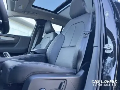 Photo 9 Volvo Xc40  B3 163 ch DCT7