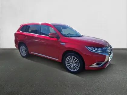 Photo 16 Mitsubishi Outlander  2.4l PHEV Twin Motor 4WD