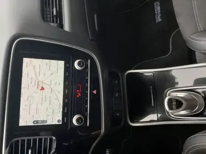 Photo 8 Mitsubishi Outlander  2.4l PHEV Twin Motor 4WD