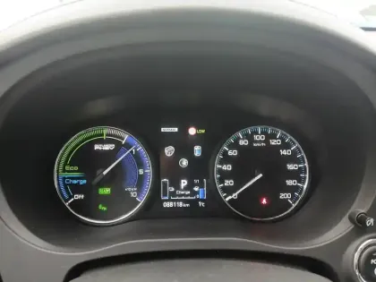 Photo 5 Mitsubishi Outlander  2.4l PHEV Twin Motor 4WD