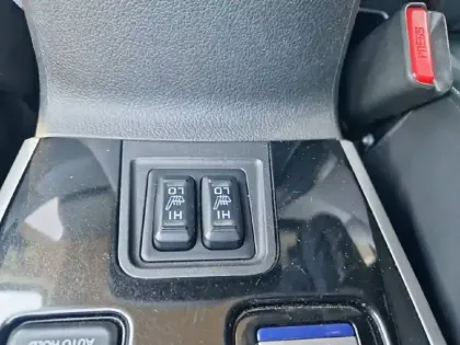 Photo 34 Mitsubishi Outlander  2.4l PHEV Twin Motor 4WD