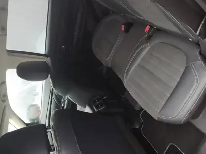 Photo 10 Mitsubishi Outlander  2.4l PHEV Twin Motor 4WD