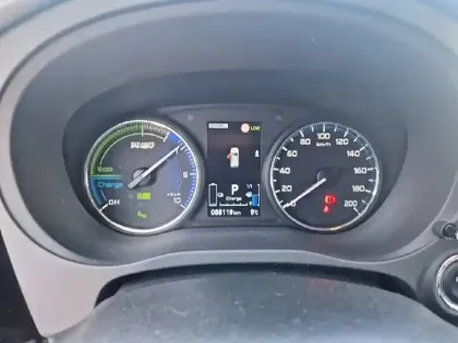 Photo 23 Mitsubishi Outlander  2.4l PHEV Twin Motor 4WD