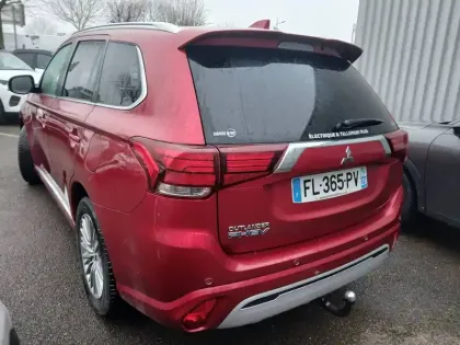 Photo 6 Mitsubishi Outlander  2.4l PHEV Twin Motor 4WD