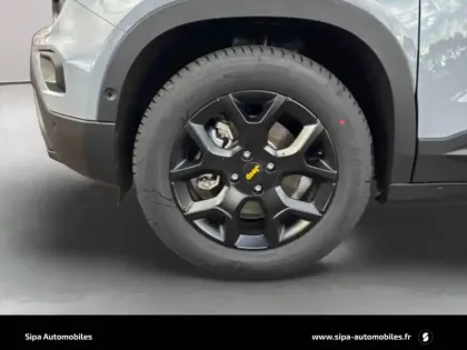 Photo 12 Jeep Avenger  1.2 Turbo T3 145 ch BVR6 4xe