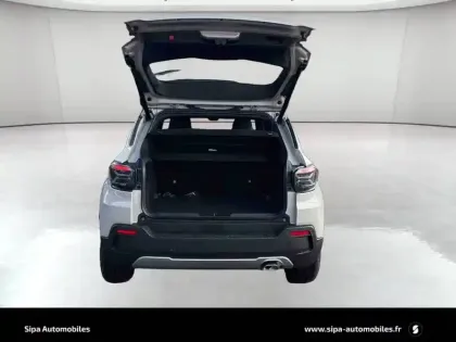 Photo 17 Jeep Avenger  1.2 Turbo T3 110 ch e-Hybrid BVR6