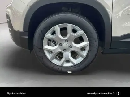 Photo 10 Jeep Avenger  1.2 Turbo T3 110 ch e-Hybrid BVR6