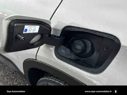 Photo 27 Jeep Avenger  1.2 Turbo T3 110 ch e-Hybrid BVR6