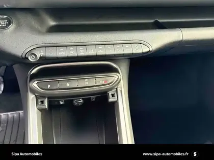 Photo 13 Jeep Avenger  1.2 Turbo T3 110 ch e-Hybrid BVR6