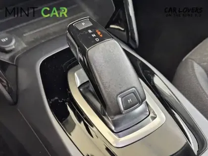 Photo 14 Peugeot 2008  BlueHDi 130 S&S EAT8