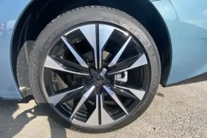 Photo 30 Peugeot 308  SW Hybrid 145 e-DCS6