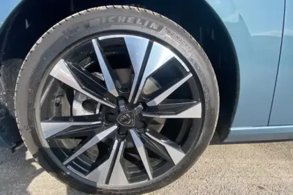 Photo 11 Peugeot 308  SW Hybrid 145 e-DCS6