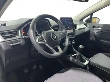 Photo 8 Renault Captur TCe 140 - 21 Intens