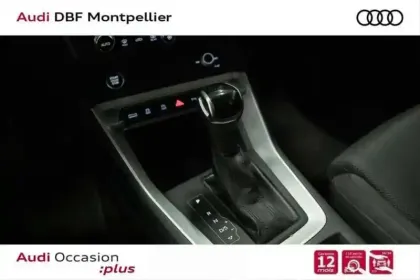 Photo 6 Audi Q3 35 TFSI 150 ch S tronic 7 Design