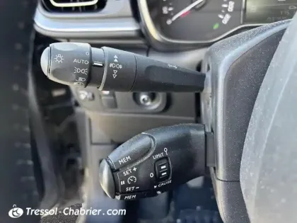 Photo 16 Citroën C3  PureTech 110 S&S BVM6 Shine