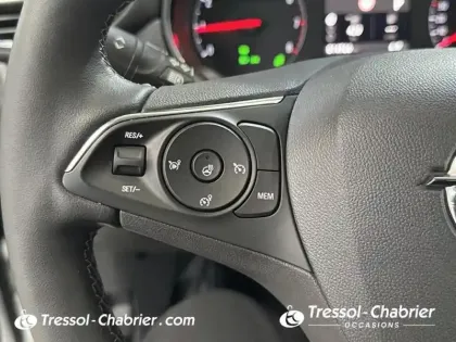 Photo 18 Opel Crossland  1.2 Turbo 130 ch BVA6 Elegance