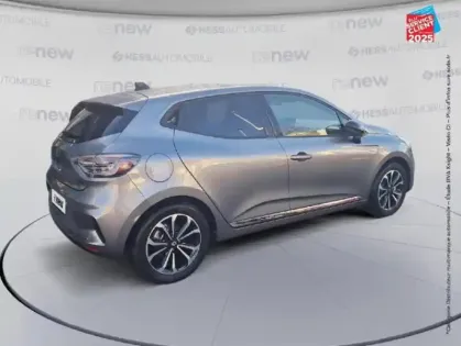 Photo 5 Renault Clio  1.6 E-Tech 145ch full hybrid Techno - 24 GPS