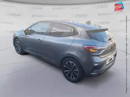 Photo 7 Renault Clio  1.6 E-Tech 145ch full hybrid Techno - 24 GPS