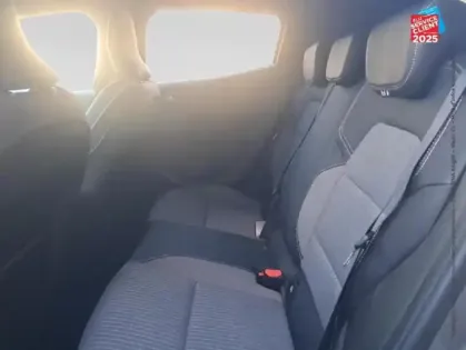 Photo 10 Renault Clio  1.6 E-Tech 145ch full hybrid Techno - 24 GPS