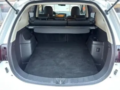 Photo 8 Mitsubishi Outlander  PHEV Twin Motor Business 4WD Euro6d-T EVAP 5cv