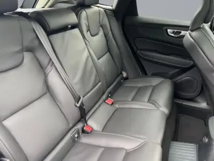 Photo 9 Volvo Xc60  T6 Hybride Rechargeable 350ch Ultra Style Dark Geartronic 8 AWD