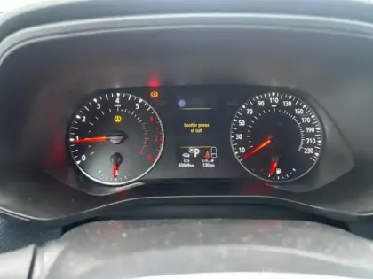 Photo 10 Renault Arkana  1.3 TCe 140ch FAP Business EDC