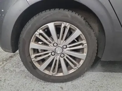 Photo 6 Peugeot 208  1.2 PureTech 110ch Allure S&S EAT6 5cv 5p