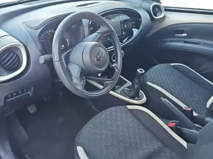 Photo 12 Toyota Aygo  X 1.0 VVT-i 72ch Design