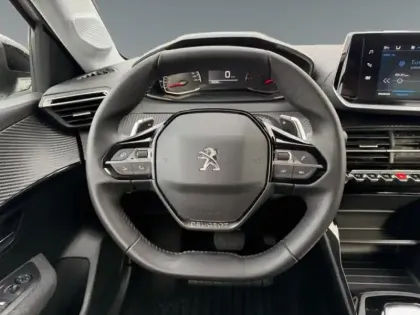 Photo 11 Peugeot 208  1.2 PureTech 100ch S&S Style EAT8