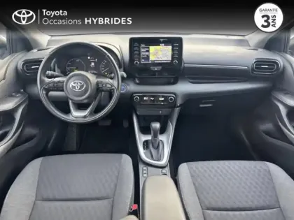 Photo 10 Toyota Yaris  116h France Business 5p