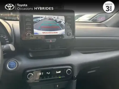 Photo 14 Toyota Yaris  116h France Business 5p