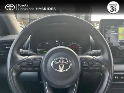 Photo 12 Toyota Yaris  116h France Business 5p