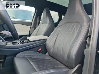 Photo 9 Ford Explorer  340ch Extended Range 79kWh Pack Premium AWD 6cv