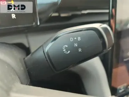 Photo 8 Ford Explorer  340ch Extended Range 79kWh Pack Premium AWD 6cv