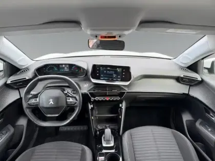 Photo 9 Peugeot 208  e- 136ch Active