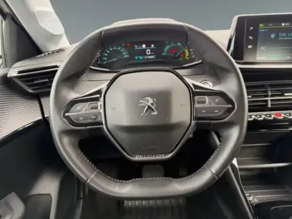 Photo 11 Peugeot 208  e- 136ch Active