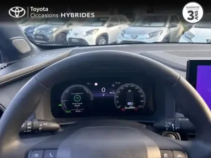 Photo 12 Toyota C-HR  1.8 Hybride 140ch Collection NG23