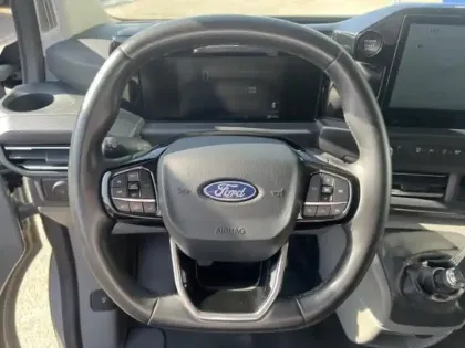 Photo 14 Ford Custom Gén. II Ph1 Limited 1