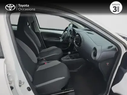 Photo 5 Toyota Aygo  X 1.0 VVT-i 72ch Dynamic S-CVT