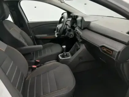 Photo 13 Dacia Sandero  1.0 TCe 90ch Stepway Confort -22