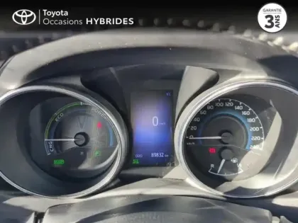 Photo 13 Toyota Auris  HSD 136h Design