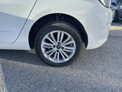 Photo 10 Citroën C4  PureTech 110ch Millenium