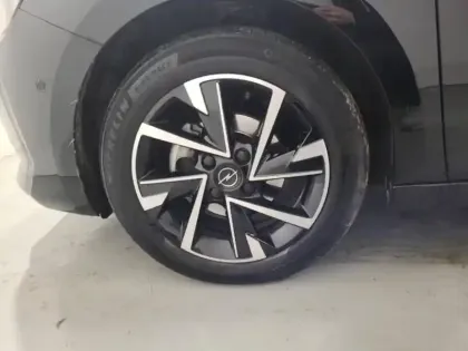 Photo 14 Opel Corsa Gén. VI Ph2 GS 5