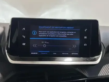 Photo 13 Peugeot 208  1.2 PureTech 100ch S&S Style 118g