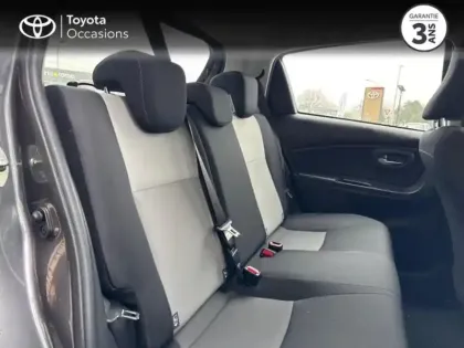 Photo 6 Toyota Yaris  110 VVT-i Dynamic 5p