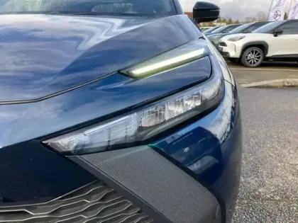 Photo 10 Toyota C-HR  1.8 Hybride 140ch Design MY25