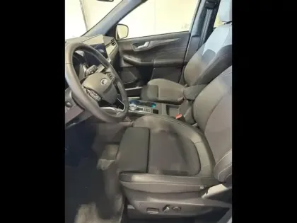 Photo 9 Ford Kuga  2.5 Duratec 180ch Hybrid FlexiFuel Sound Edition Powershift