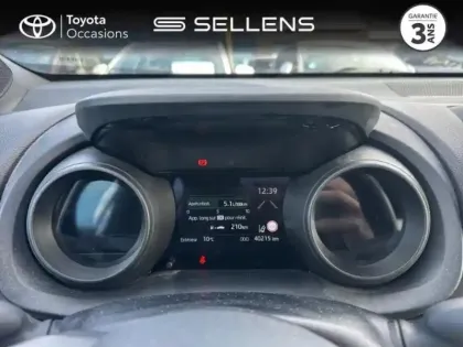 Photo 13 Toyota Yaris  Cross 116h Design MY22