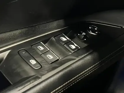 Photo 12 Peugeot 3008  HYBRID 225ch GT e-EAT8