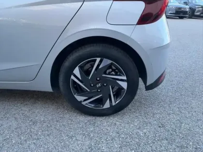 Photo 7 Hyundai I20  1.0 T-GDi 100ch Hybrid Creative DCT-7